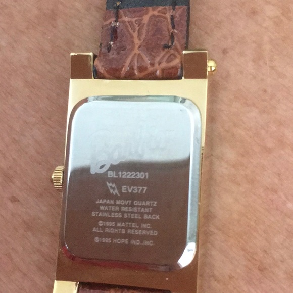 Vintage RARE “BARBIE” Slim Nostalgic Timepiece Watch - Picture 7 of 11